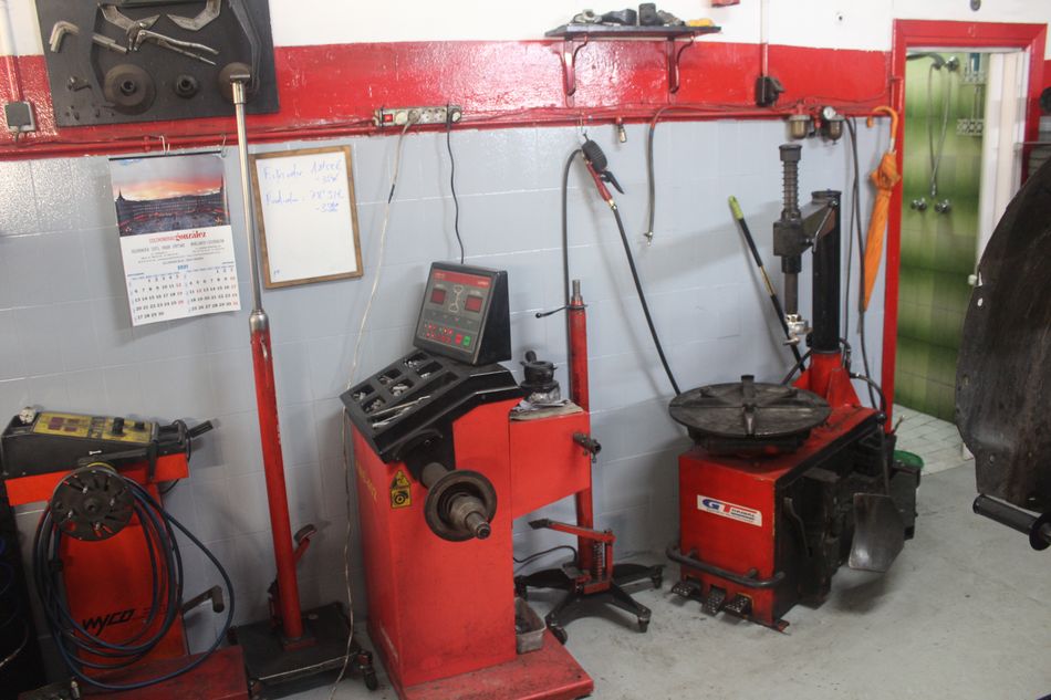 Equilibradora Desmontadora Neumaticos