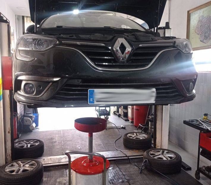 Revision Megane II Limpieza Frenos