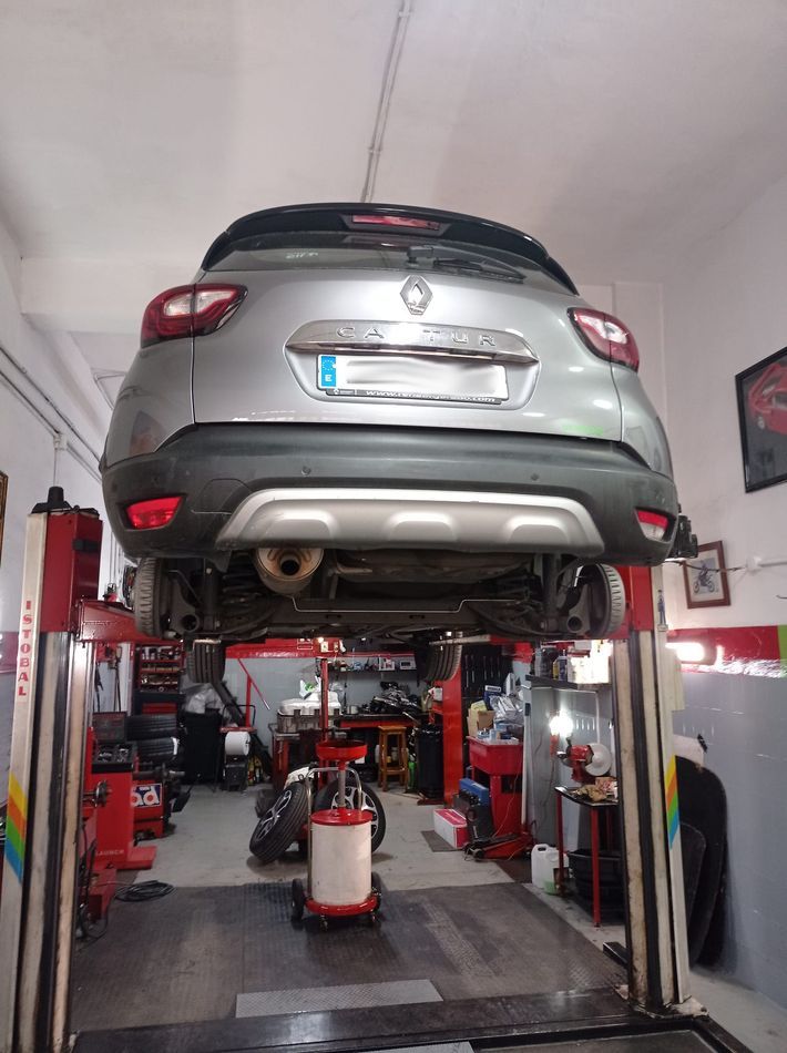 Subido Elevador Renault Captur 2017