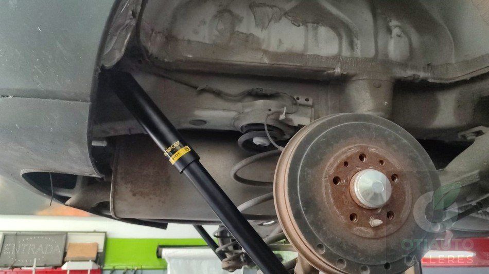 Cambio De Amortiguadores Fiat Doblo