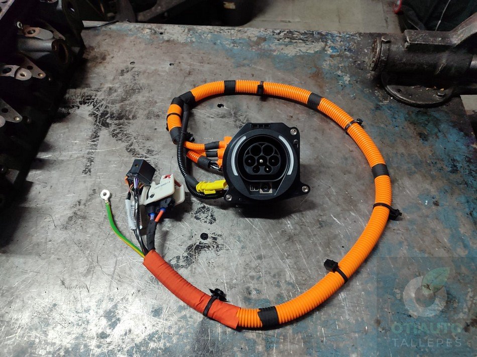 Antigua Boca De Carga Citroen C5 Aircross Phev