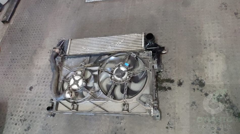 Radiador Antiguo Renault Master 2016