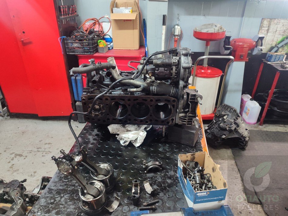 Reparacion De Motor Tras Romper Distribucion Ford Transit Connect 7