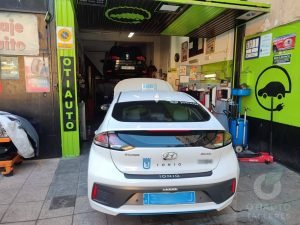 Trasera Hyundai Ioniq Taxi Madrid