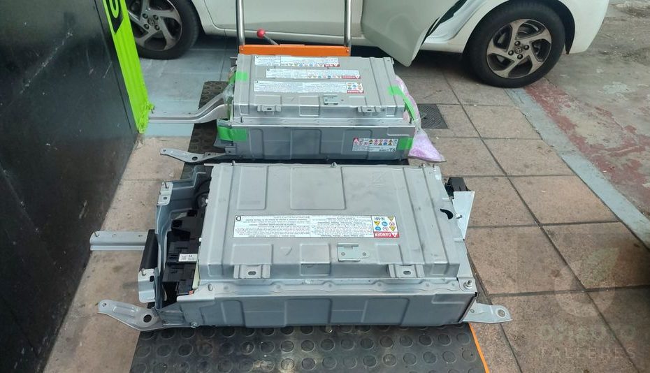 Cambio de bateria Yaris 2016