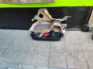 Desmontando Molduras Toyota Prius Hibrido